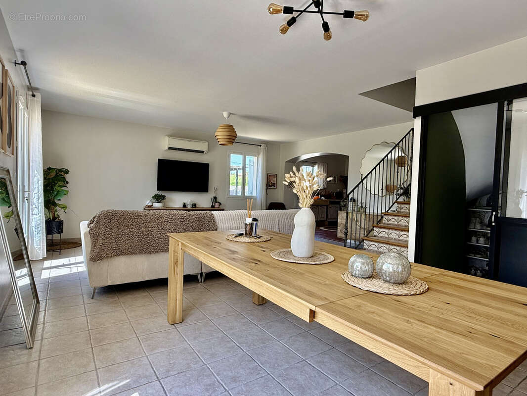 Maison à CHATEAURENARD