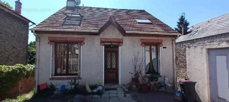 Maison à SAVIGNY-SUR-ORGE