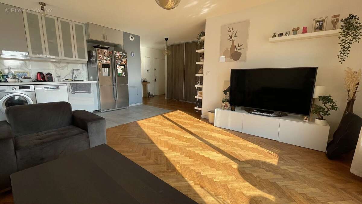 Appartement à VILLEMOMBLE