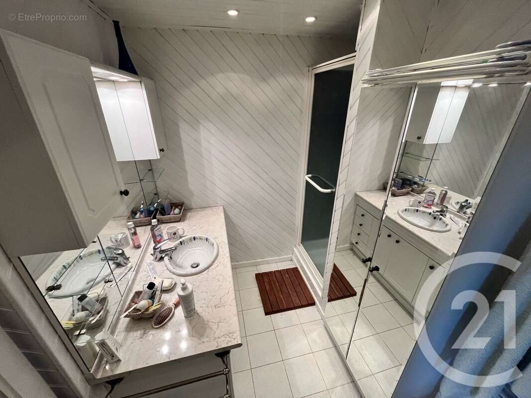 Maison à SAINT-MALO-EN-DONZIOIS