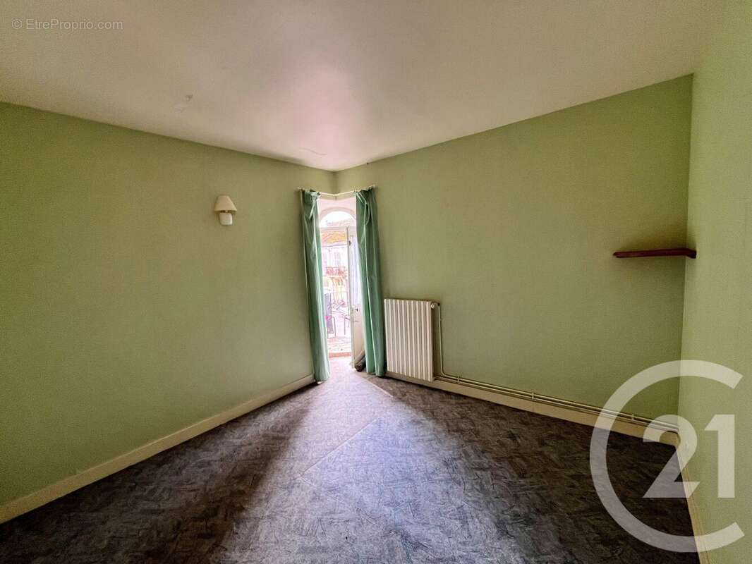 Maison à ENTRAINS-SUR-NOHAIN