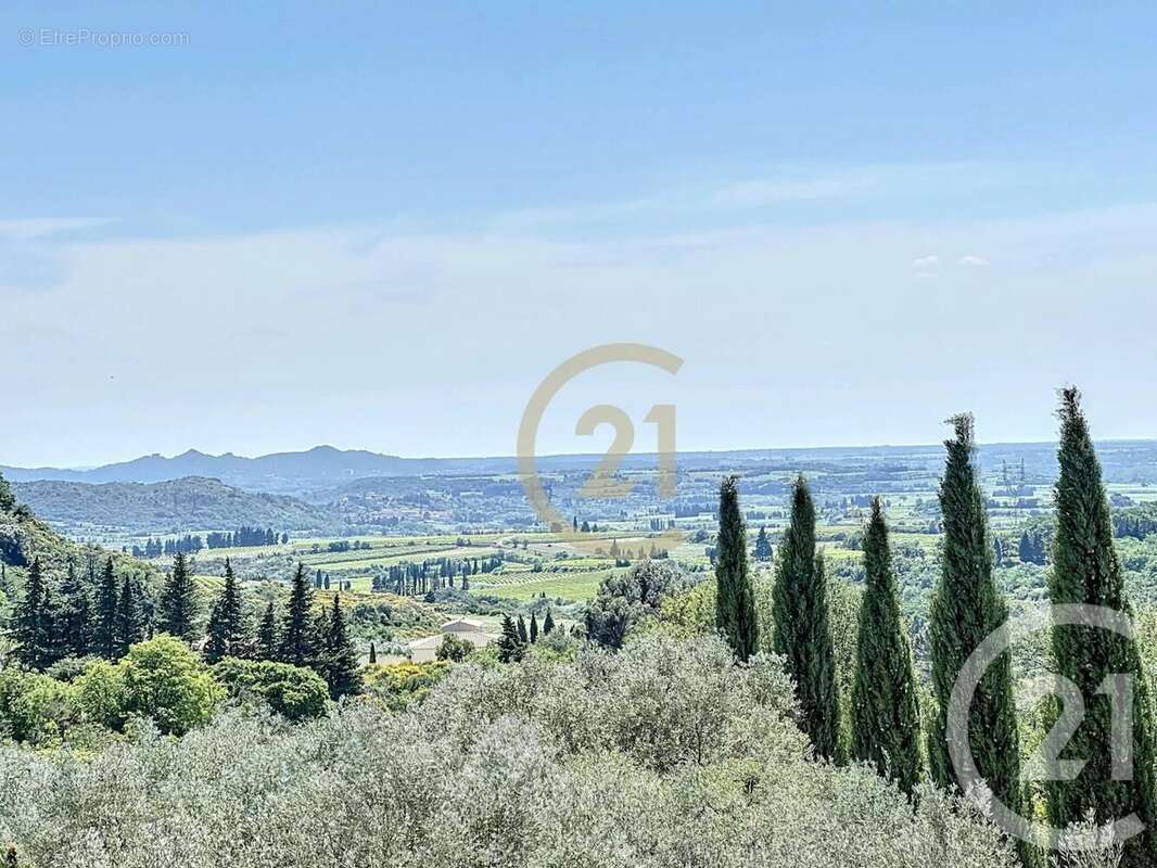 Maison à ROCHEFORT-DU-GARD