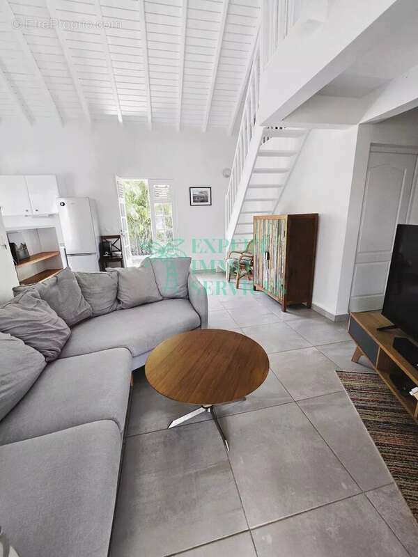 Maison à CAPESTERRE-DE-MARIE-GALANTE