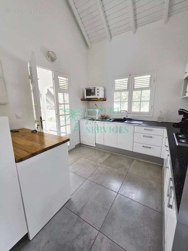 Maison à CAPESTERRE-DE-MARIE-GALANTE