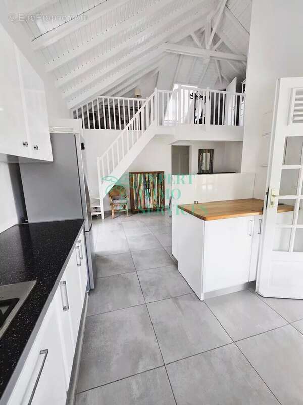 Maison à CAPESTERRE-DE-MARIE-GALANTE