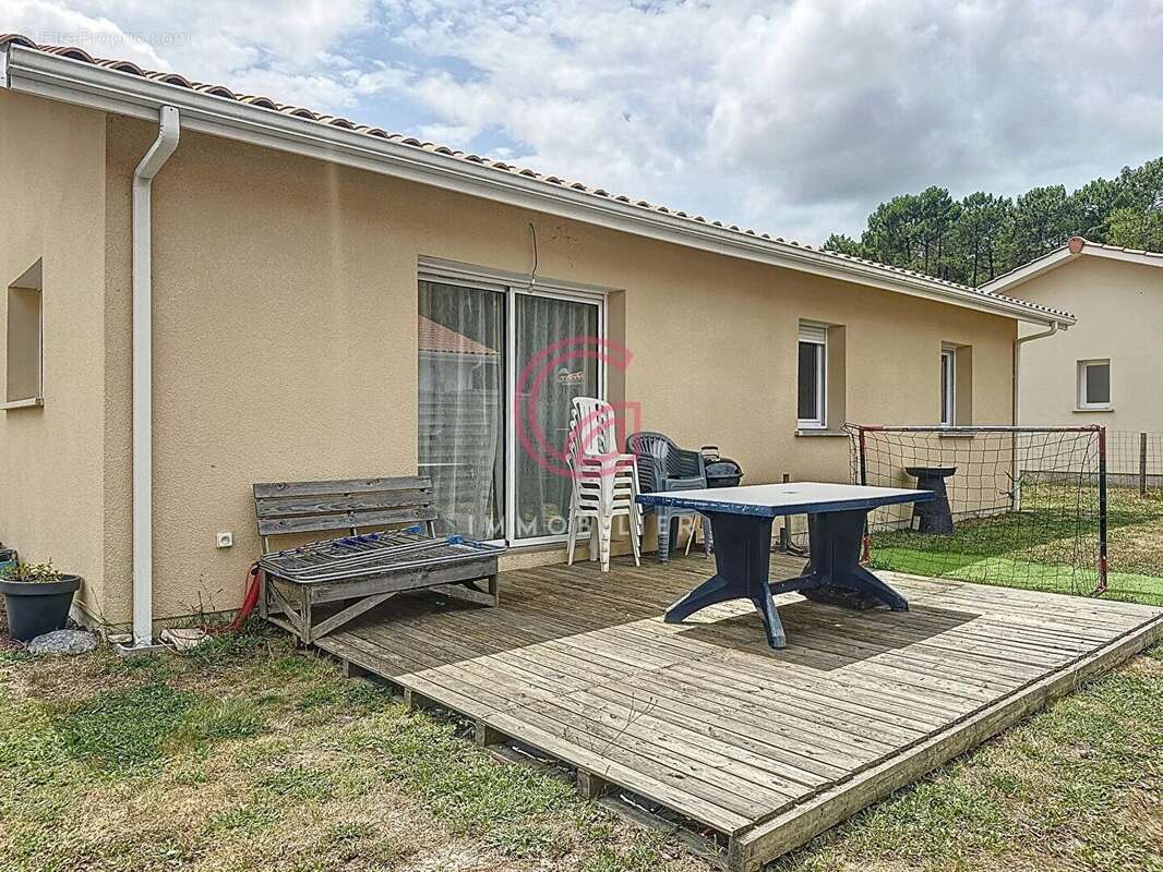 Maison à PONTENX-LES-FORGES