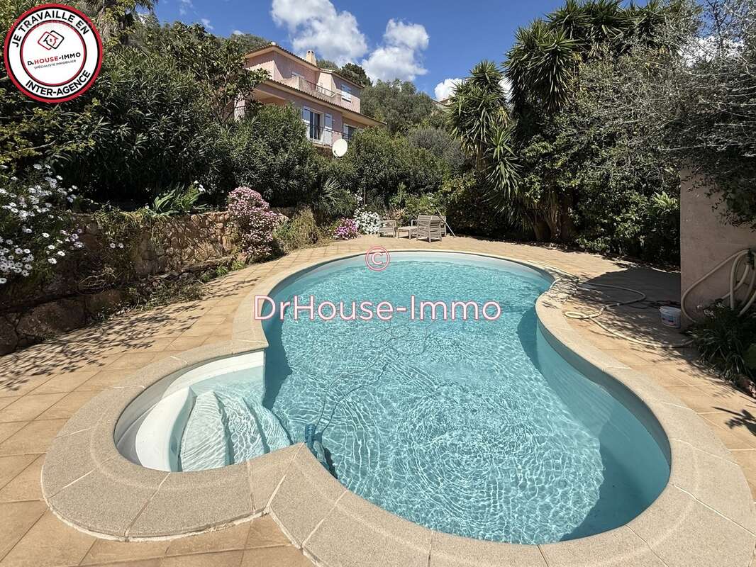 Maison à PORTO-VECCHIO