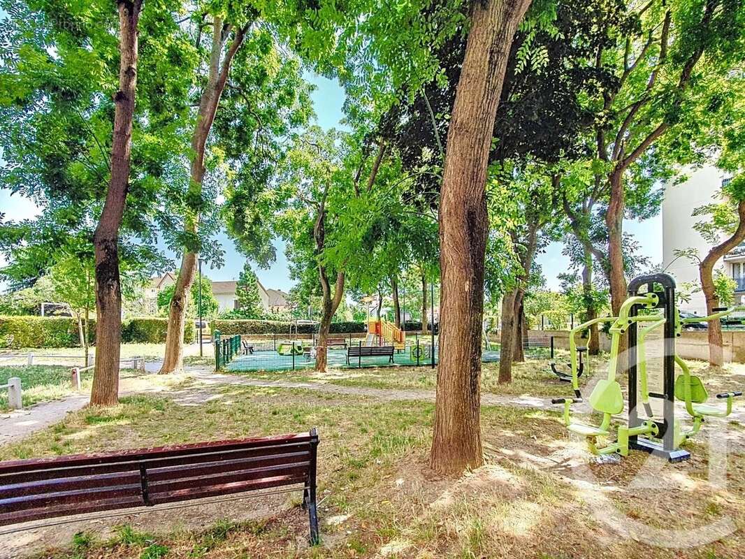 Appartement à COLOMBES