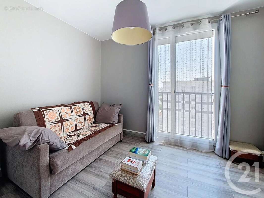 Appartement à COLOMBES