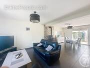 Maison à VARENNES-SUR-SEINE