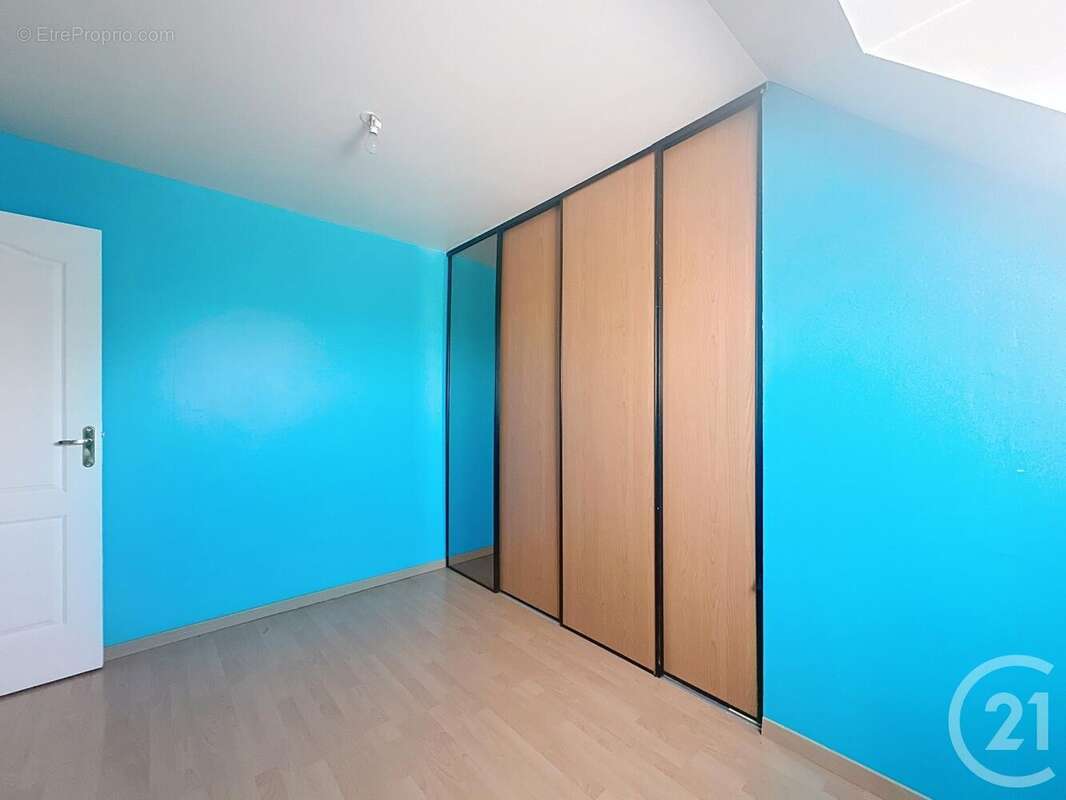 Maison à VARENNES-SUR-SEINE