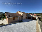 Photo 1 - Maison à AMPLEPUIS