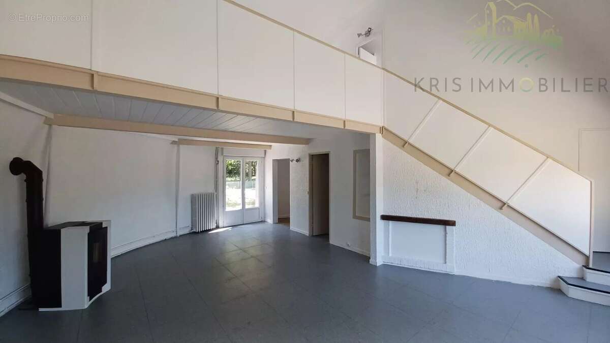 Maison à CONGIS-SUR-THEROUANNE