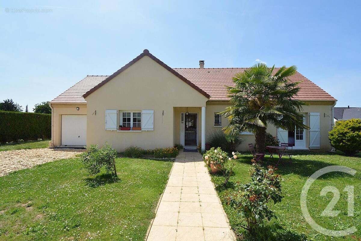 Maison à CHATEAU-SUR-EPTE