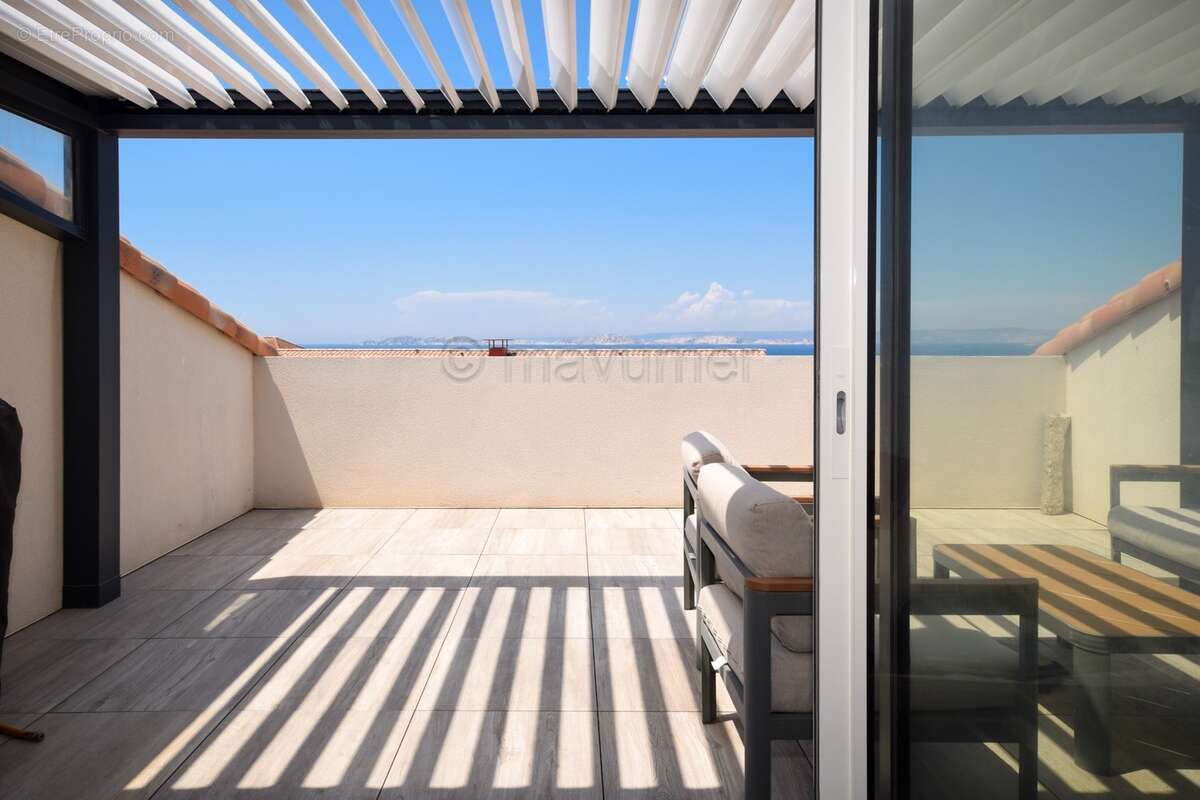 APPARTEMENT T3/4 DERNIER ÉTAGE VUE MER+GARAGE MONTREDON 8EME n°20 - Appartement à MARSEILLE-8E