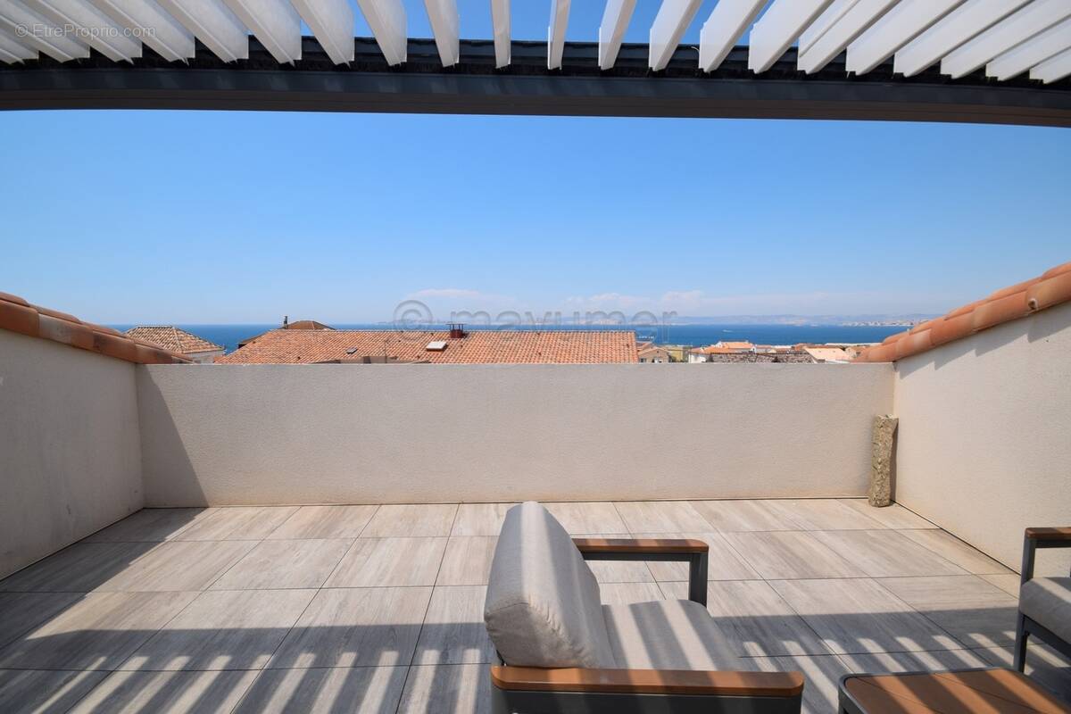 APPARTEMENT T3/4 DERNIER ÉTAGE VUE MER+GARAGE MONTREDON 8EME n°16 - Appartement à MARSEILLE-8E