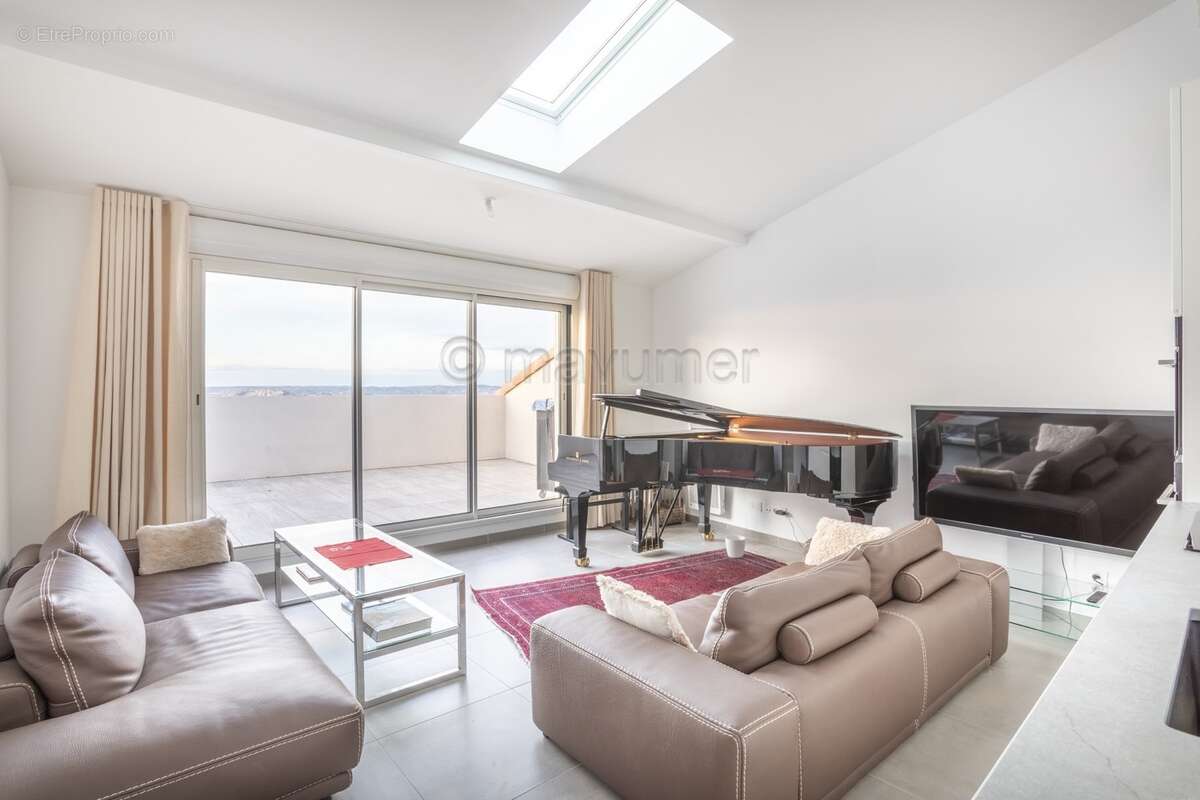 APPARTEMENT T3/4 DERNIER ÉTAGE VUE MER+GARAGE MONTREDON 8EME n°14 - Appartement à MARSEILLE-8E