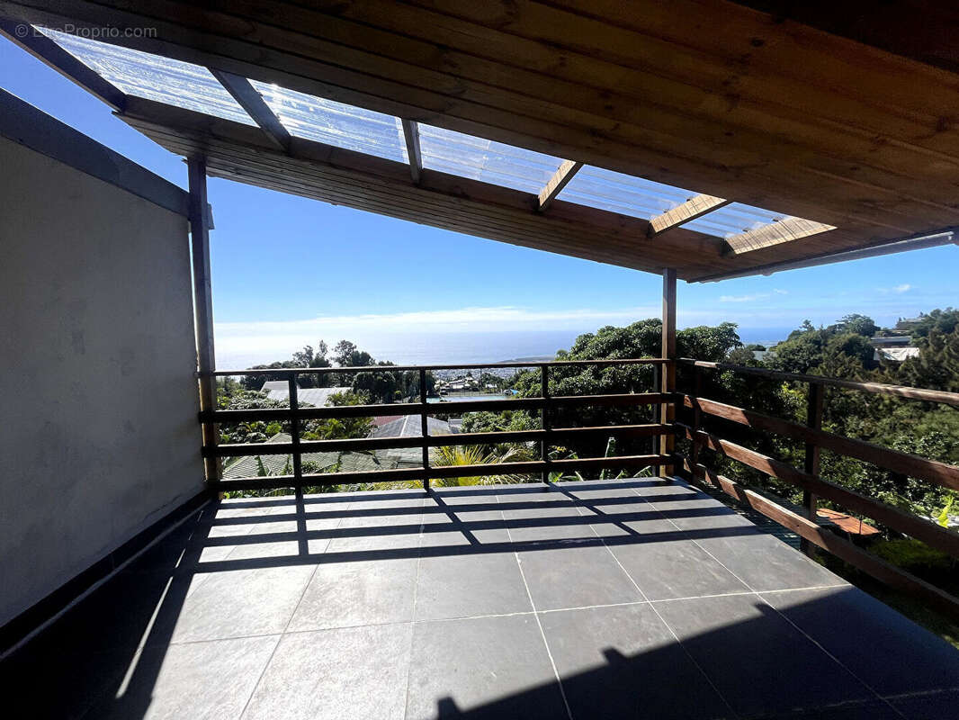 Maison à SAINT-DENIS