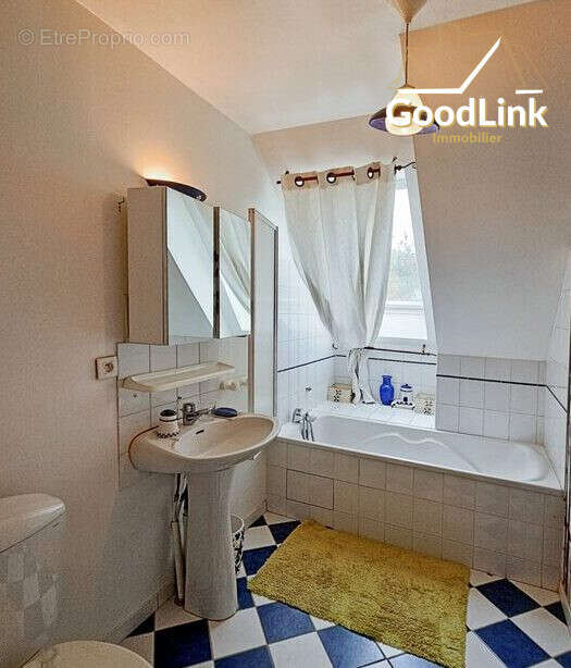 Maison à SAINT-GERMAIN-LES-CORBEIL