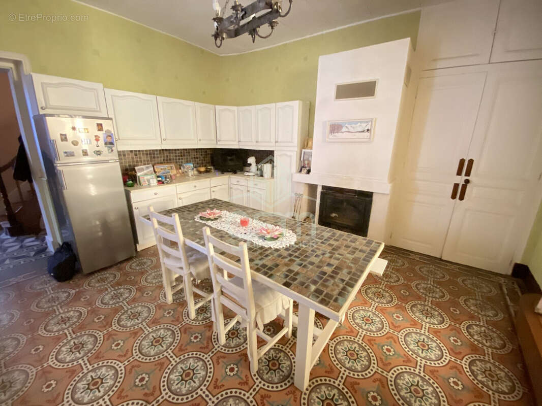 Maison à SAINTE-MAURE-DE-TOURAINE