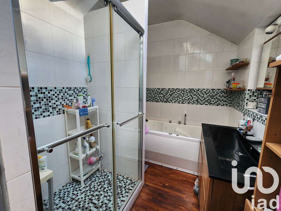 Photo 4 - Maison à LYS-LEZ-LANNOY