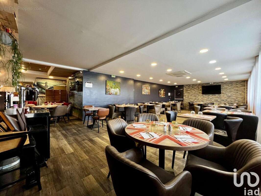 Photo 4 - Commerce à MORANGIS