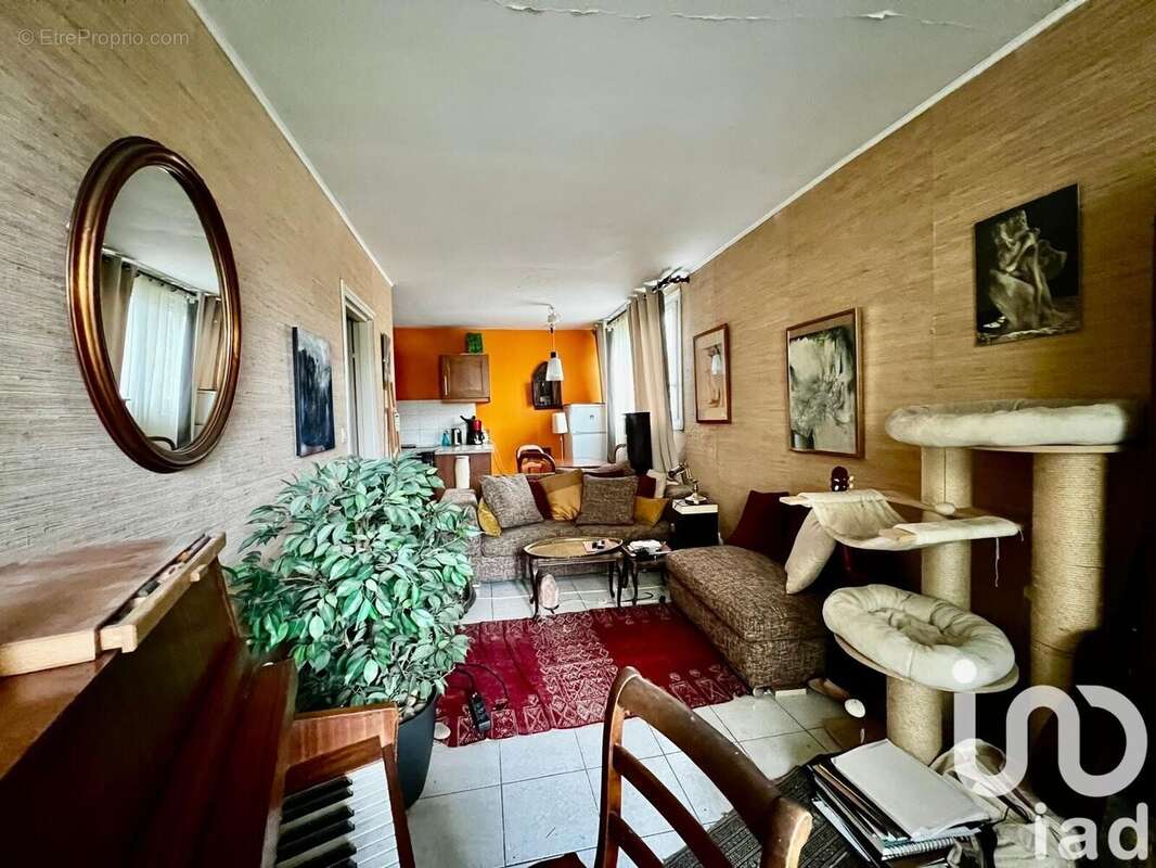 Photo 2 - Appartement à SAVIGNY-SUR-ORGE