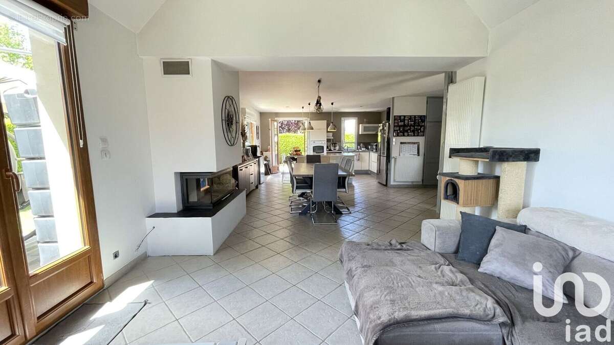 Photo 2 - Maison à VOISCREVILLE