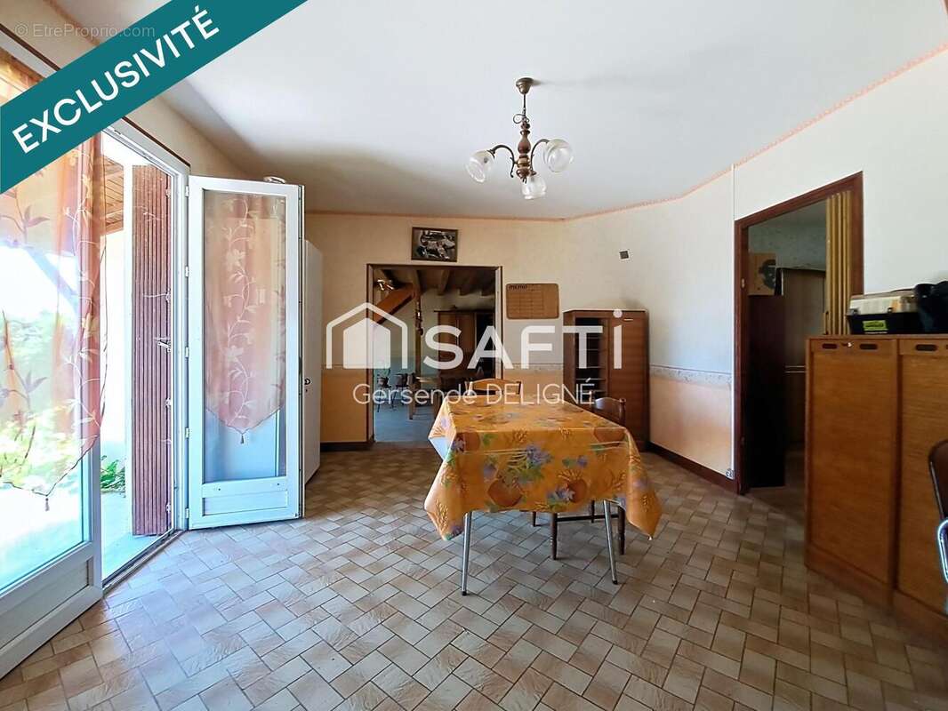 Photo 3 - Maison à MAULAY