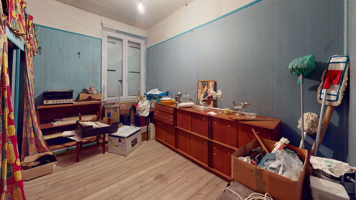 Maison à BRUYERES-LE-CHATEL