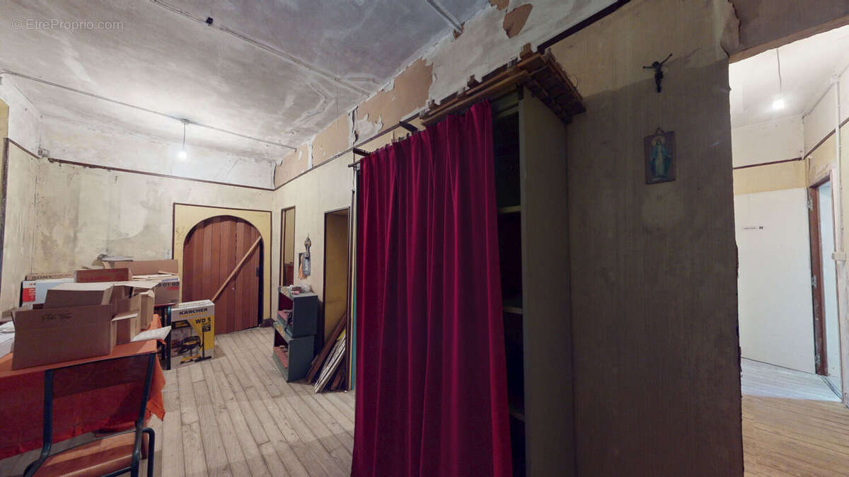 Maison à BRUYERES-LE-CHATEL