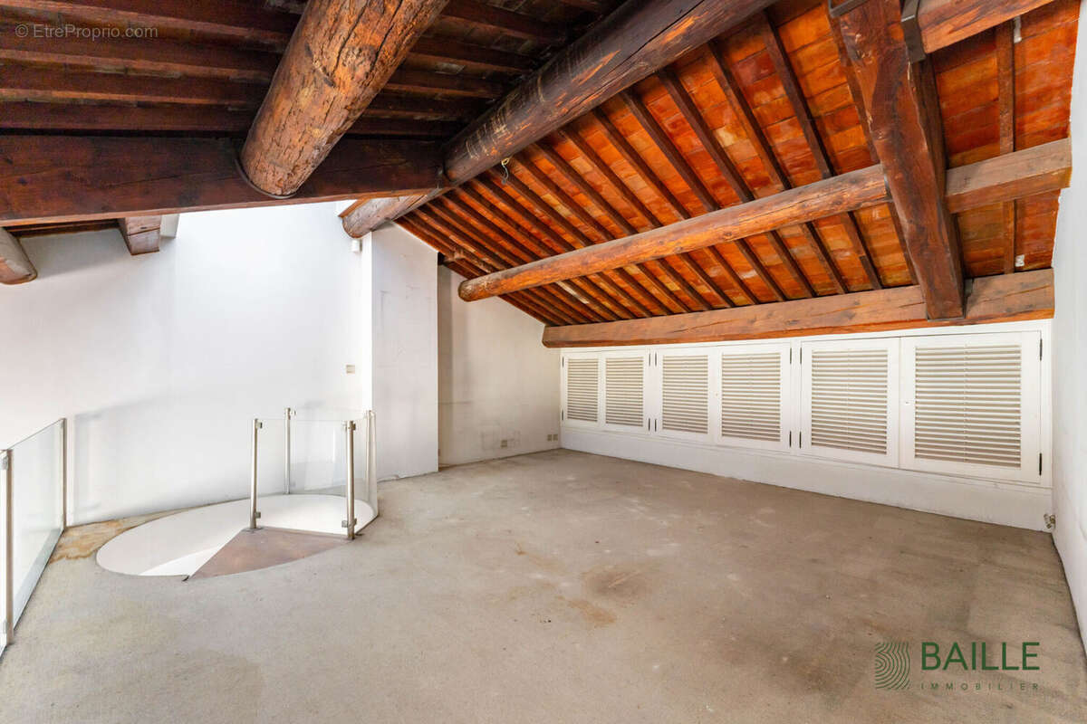 Photo 3 - Appartement à MARSEILLE-6E