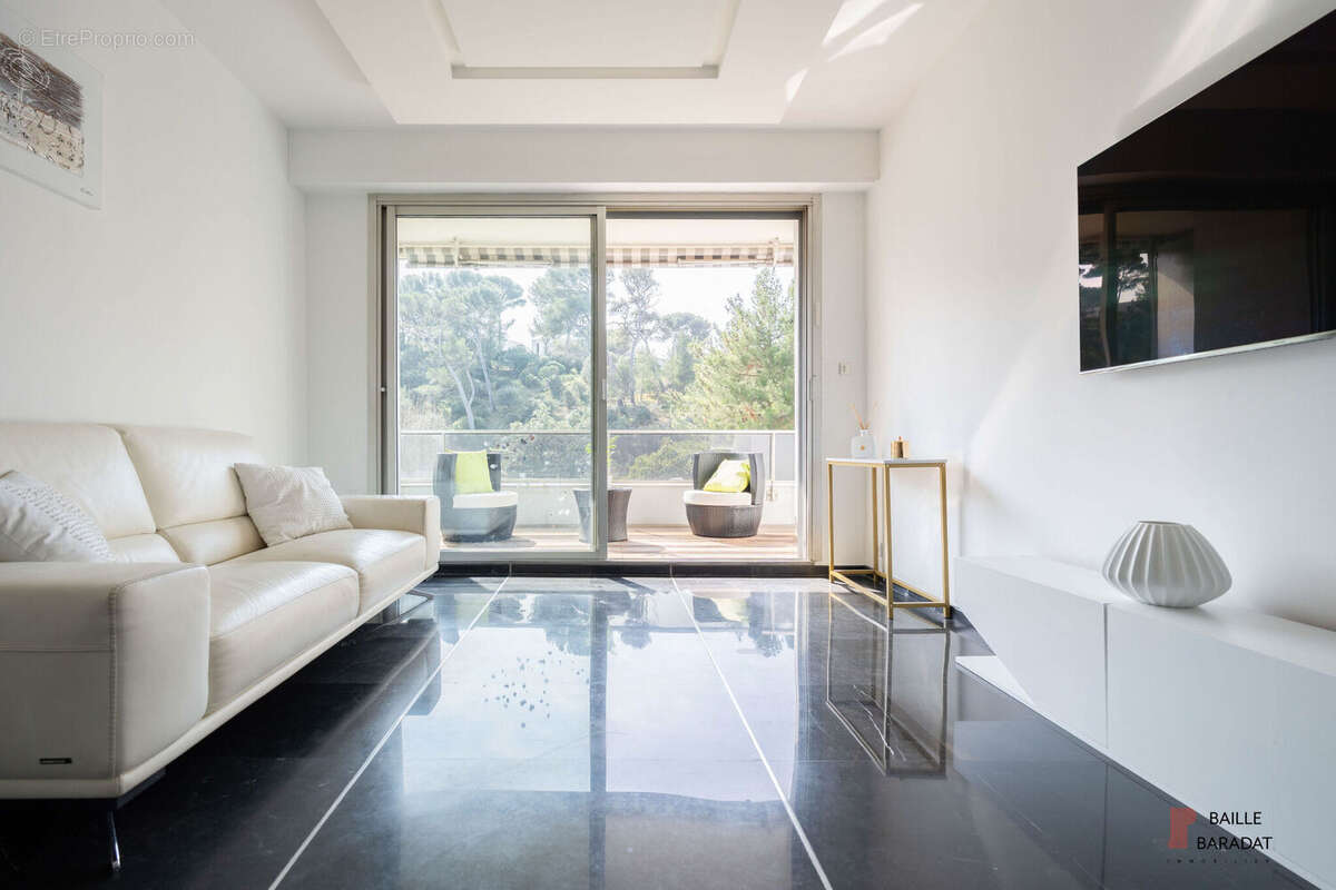 Photo 2 - Appartement à MARSEILLE-8E