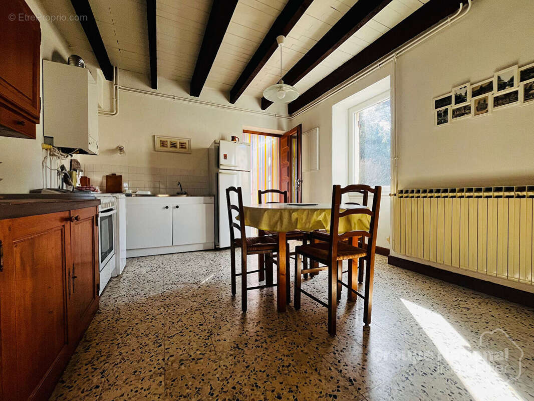 Maison à GOUDARGUES