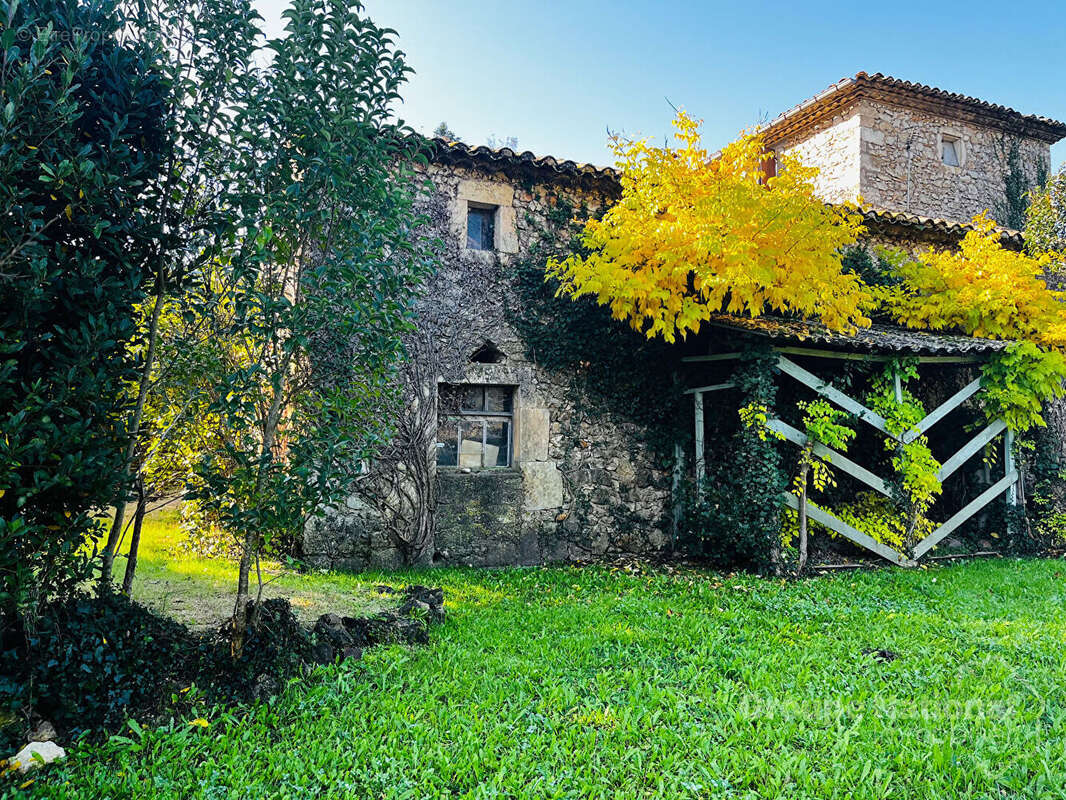 Maison à GOUDARGUES