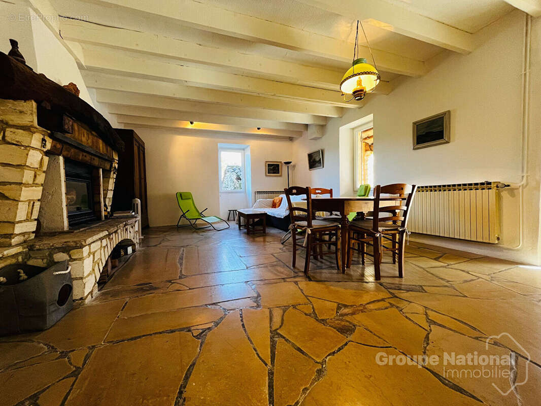 Maison à GOUDARGUES