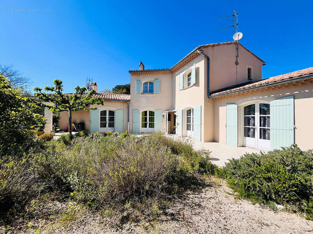 Maison à BAGNOLS-SUR-CEZE