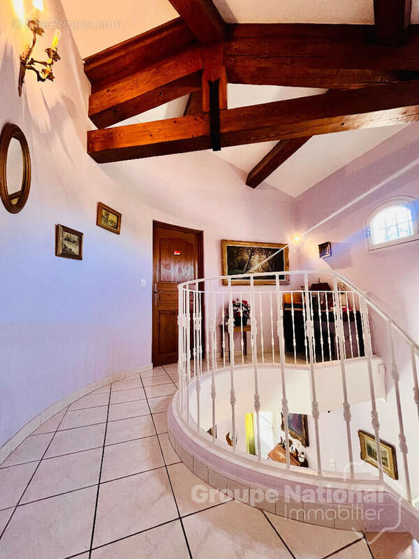 Maison à BAGNOLS-SUR-CEZE