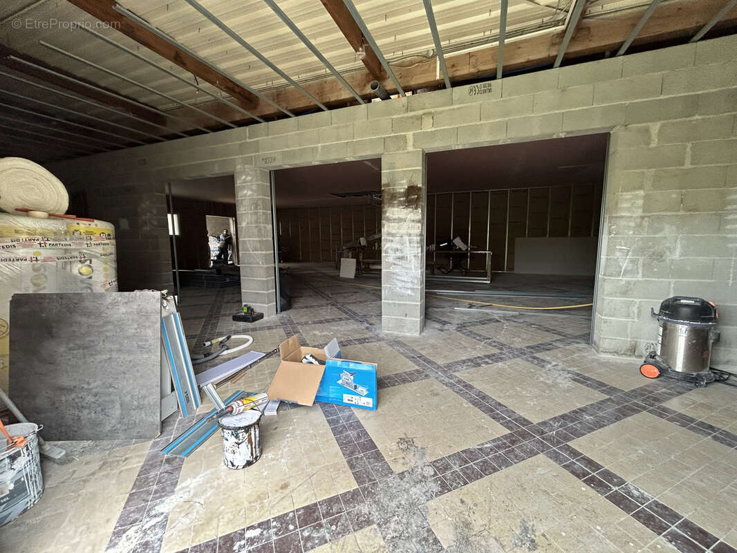 Commerce à LE PALAIS-SUR-VIENNE