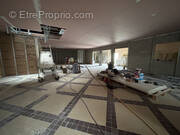 Commerce à LE PALAIS-SUR-VIENNE