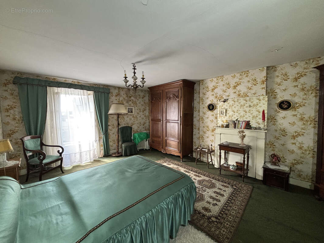 Maison à ROCHECHOUART