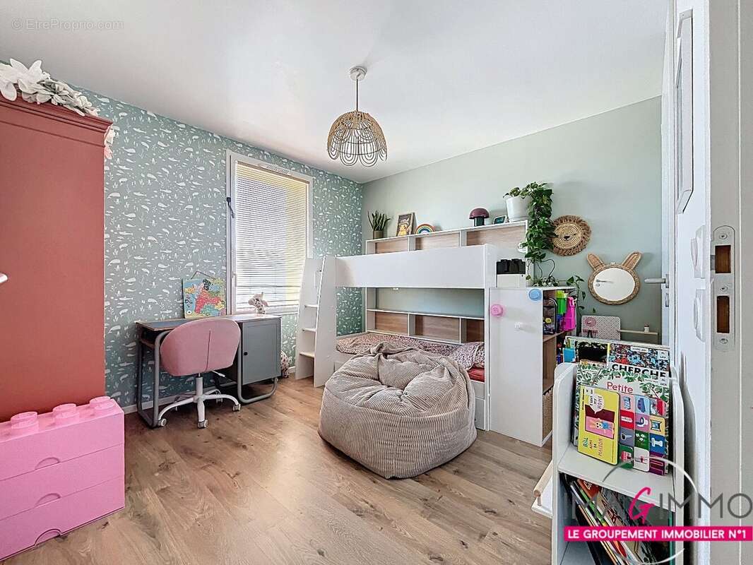 Appartement à MAUGUIO