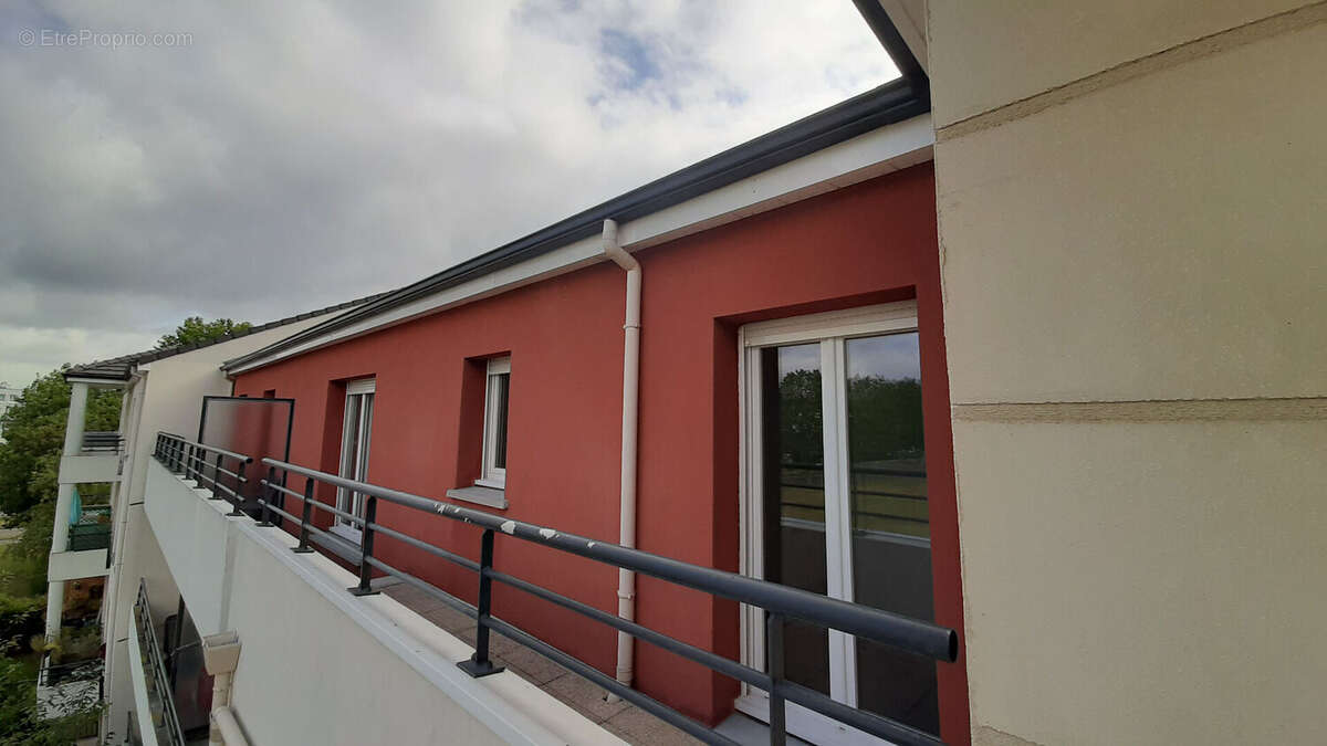 Appartement à VAL-DE-REUIL