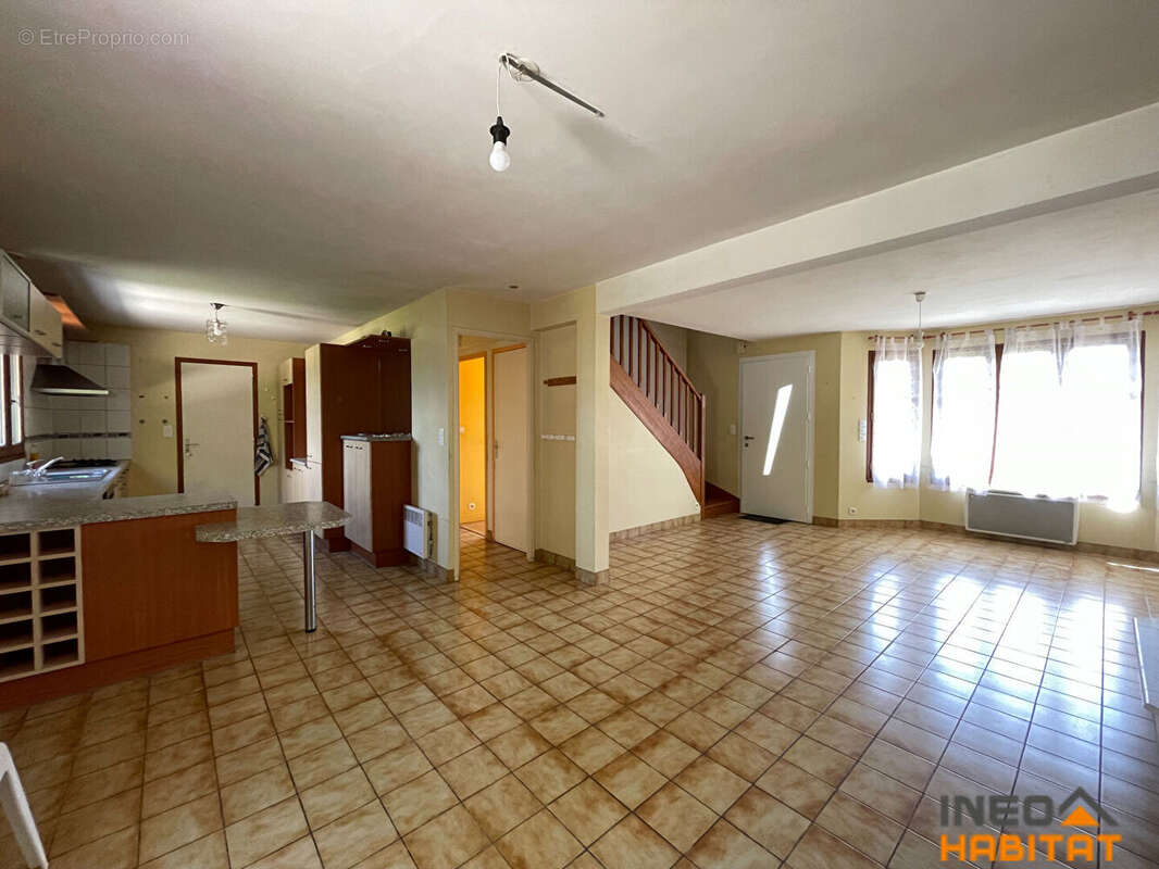 Maison à LA MEZIERE