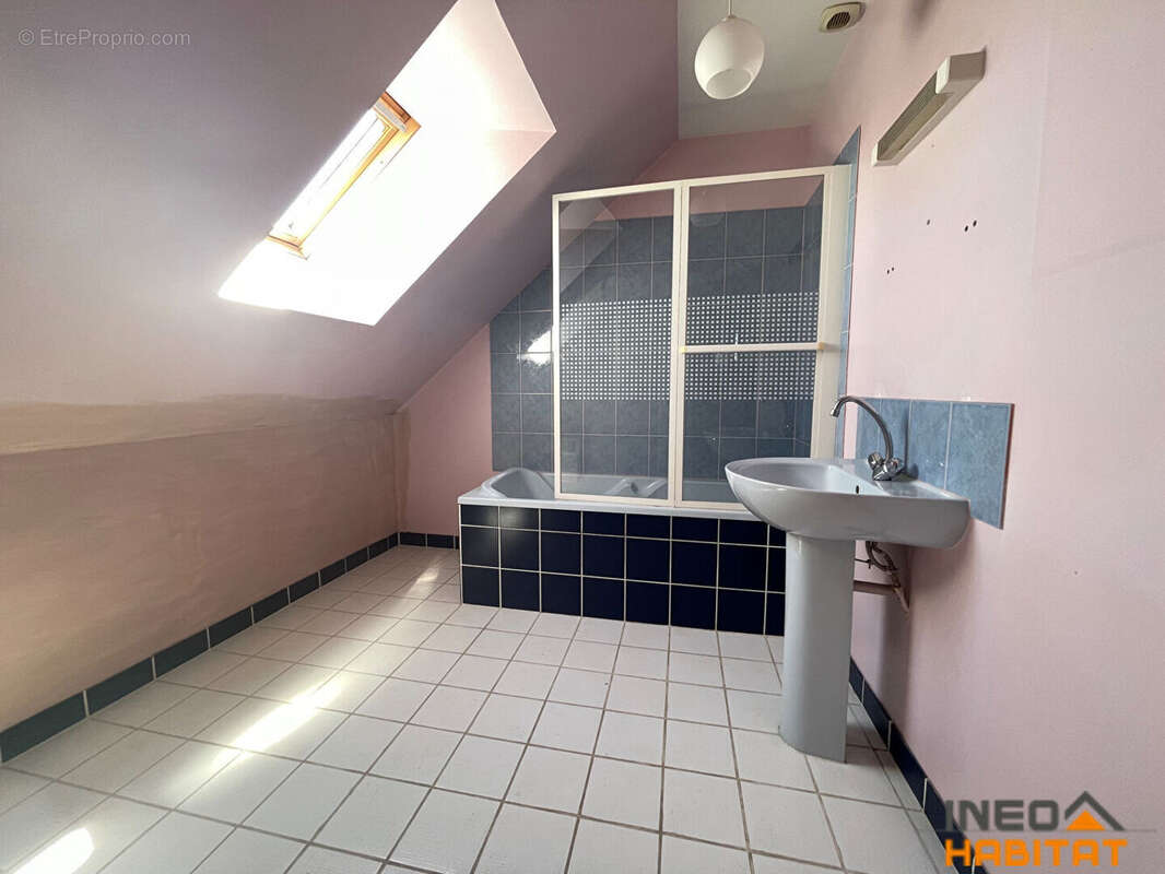 Maison à LA MEZIERE