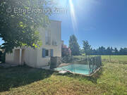 Maison à SAINT-SATURNIN-LES-AVIGNON