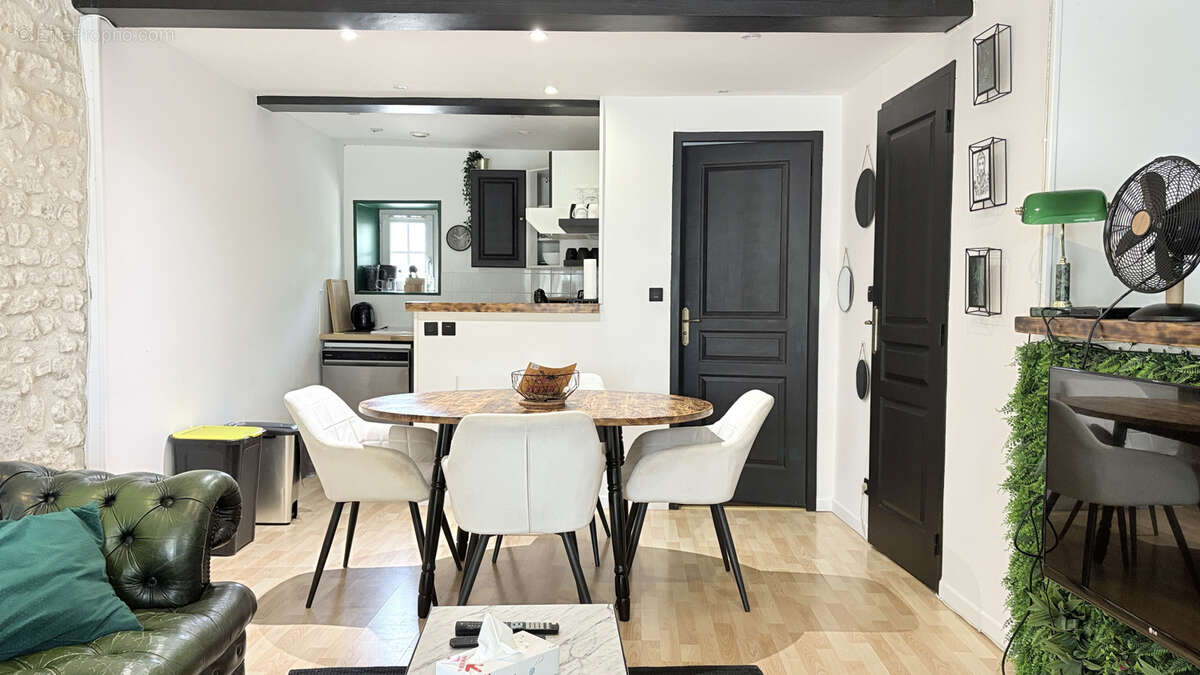 Appartement à MESCHERS-SUR-GIRONDE