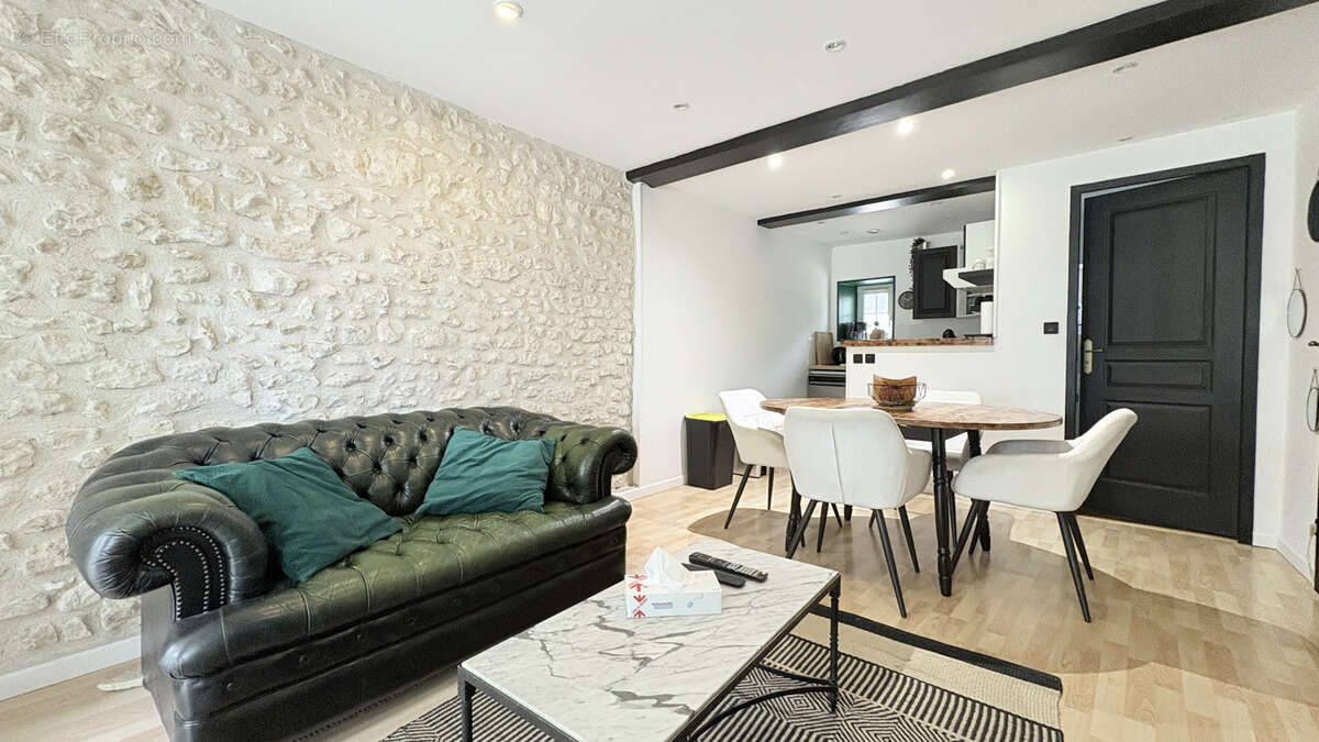 Appartement à MESCHERS-SUR-GIRONDE