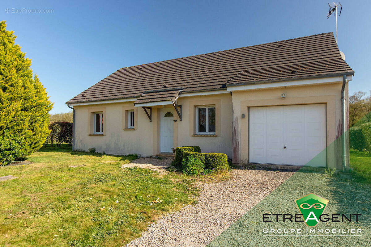 Maison à SAINTE-MARGUERITE-DE-L&#039;AUTEL