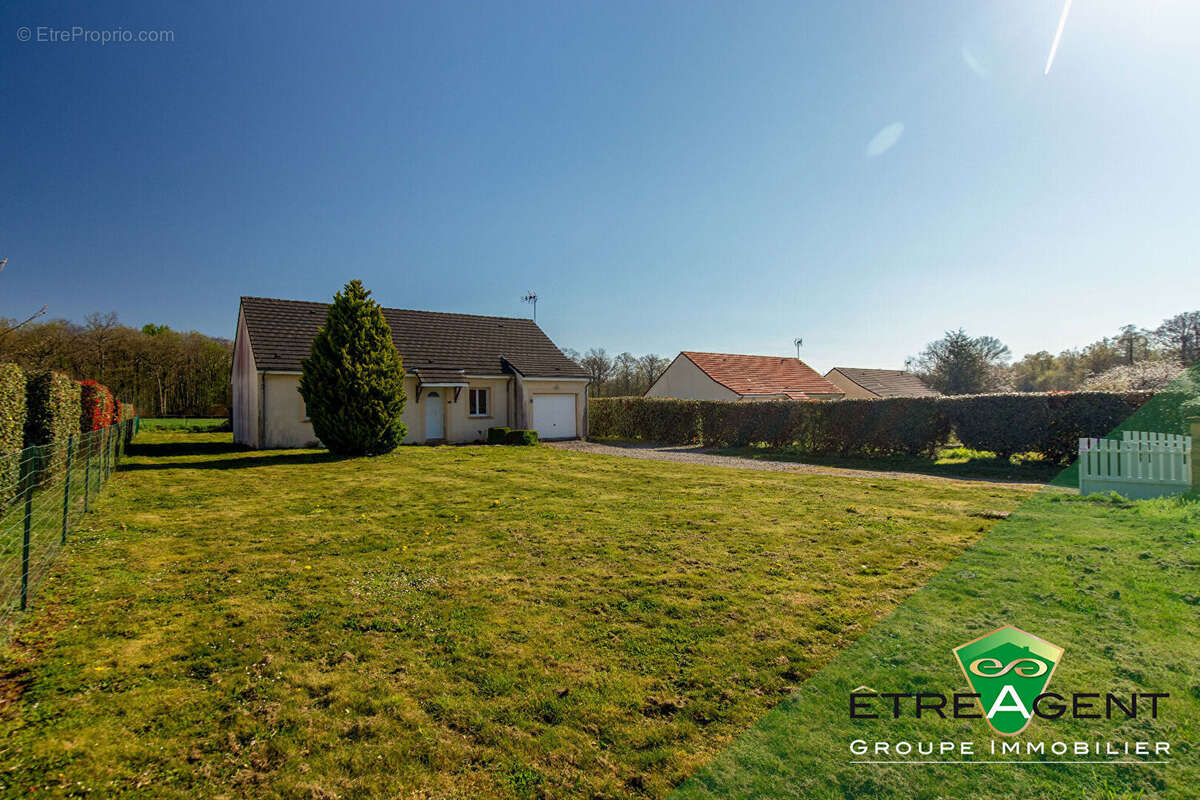 Maison à SAINTE-MARGUERITE-DE-L&#039;AUTEL